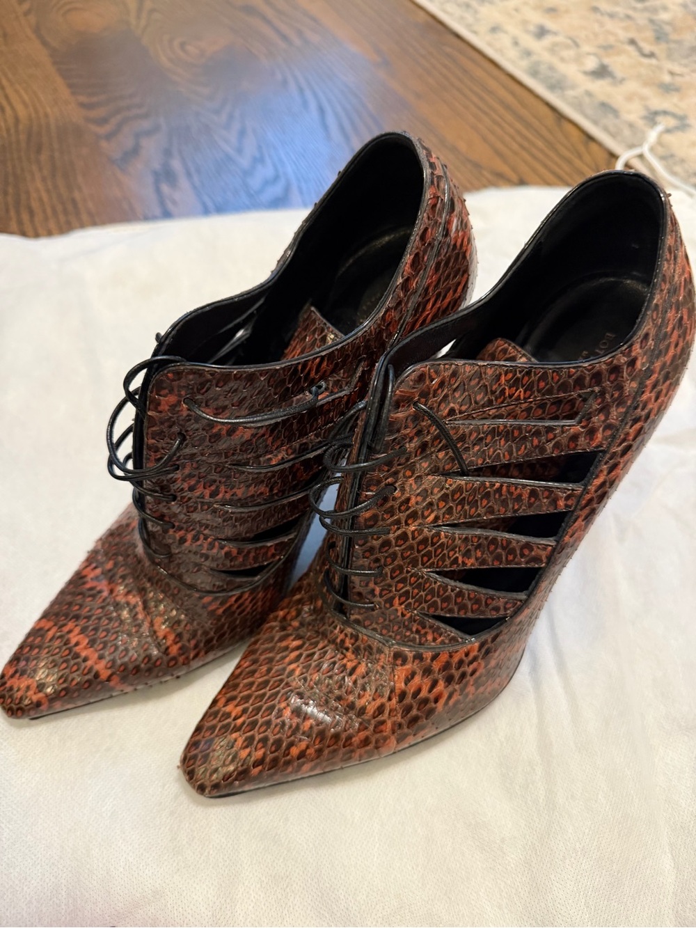 Bottega Veneta Red-Brown Snakeskin Pointed Lace-Up Cutout Heels